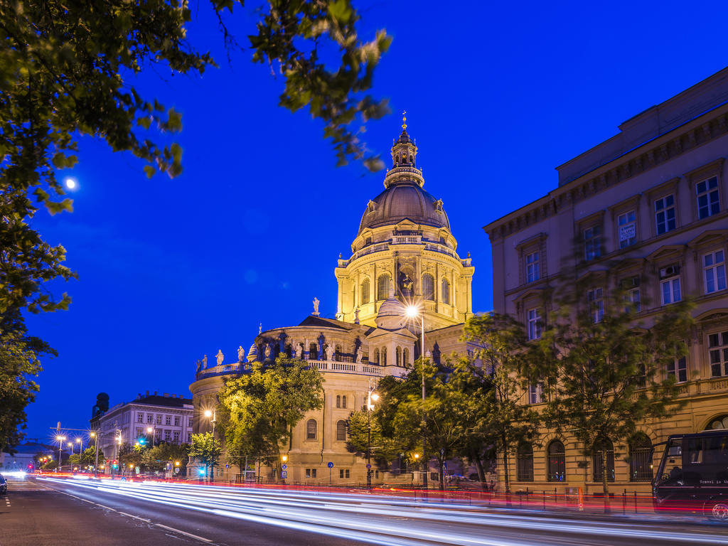 Opera Garden Hotel & Apartments Budapest Exterior photo